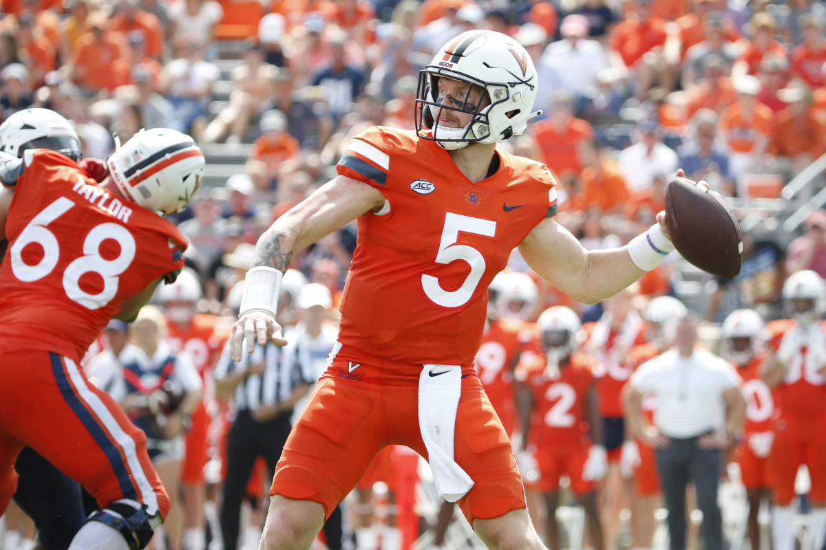 Virginia Quarterback Brennan Armstrong